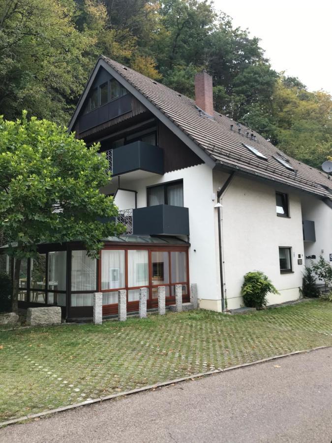 Gasthaus Zum Kreuz Hotel Freiburg im Breisgau Exterior photo