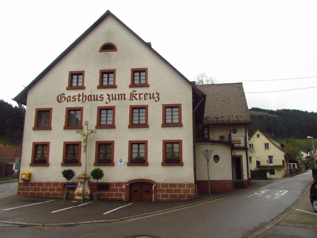 Gasthaus Zum Kreuz Hotel Freiburg im Breisgau Exterior photo